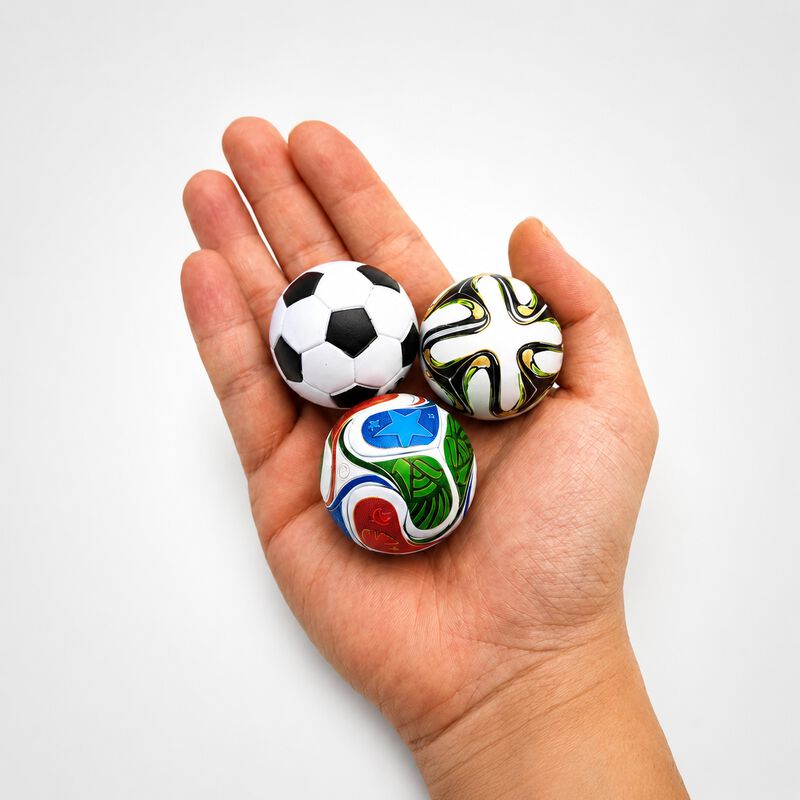 Set 18 Mini Balones Coleccionables Futbol Histo... image number null