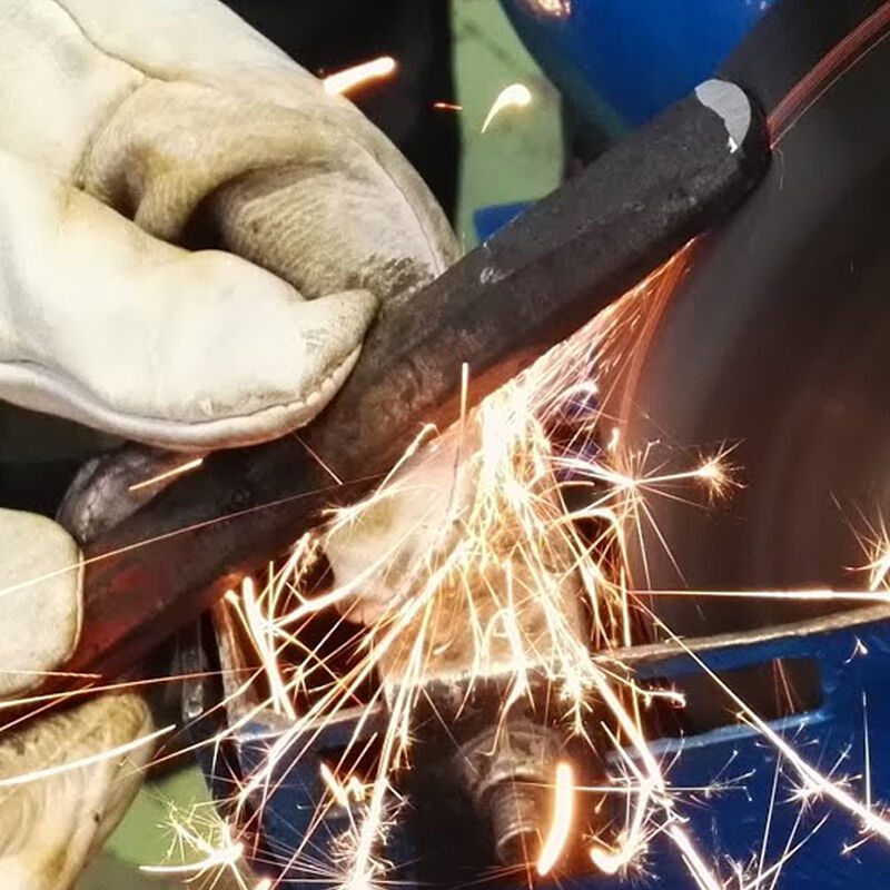 Esmeriladora de banco Aksi 250W de 6 pulg image number null