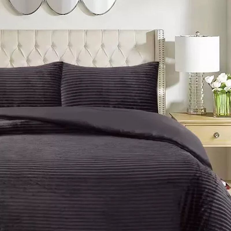 Edredon Doble Vista Flannel Jaquard y Liso tama... image number null