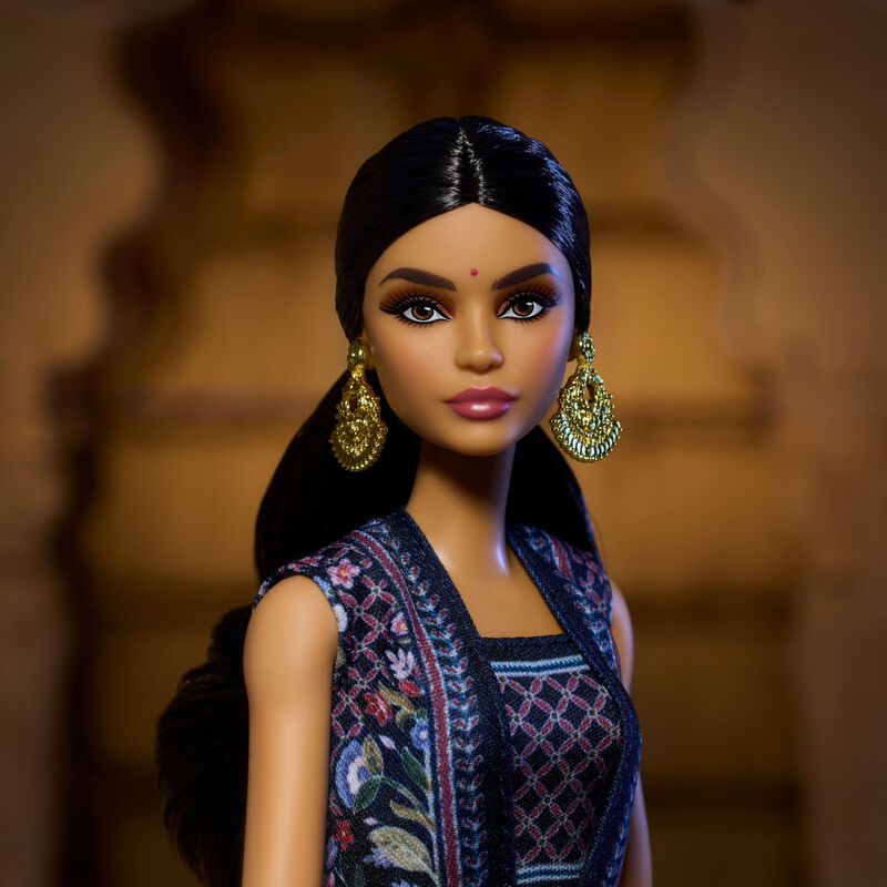 Mu&ntilde;eca Barbie Diwali Anita Dongre Festival Of L... image number null