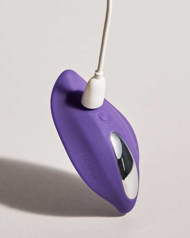 Vibrador Dalia con Control Remoto Morado image number null