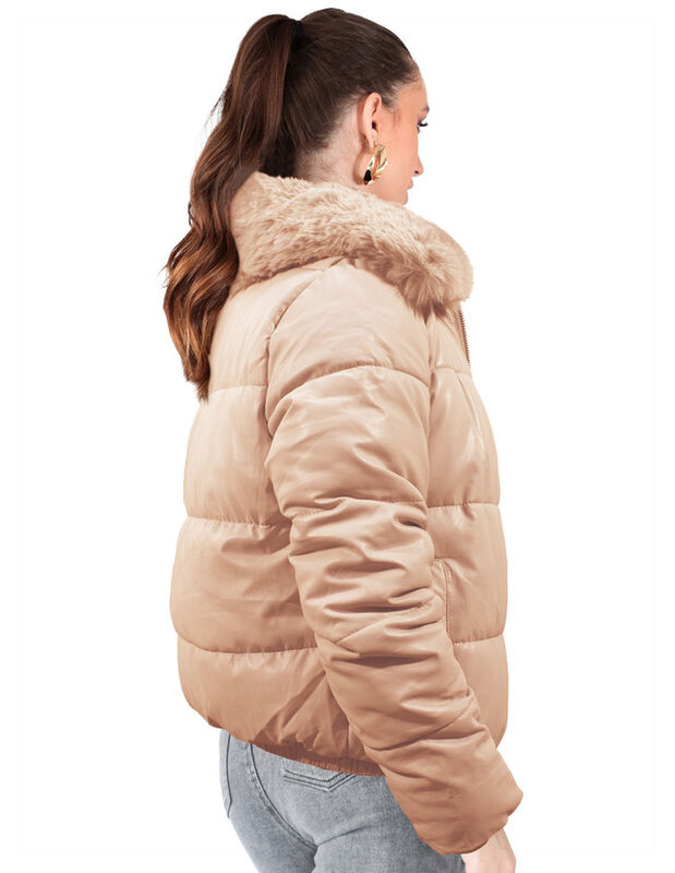 Chamarra Brillosa Acolchada Cuello Peluche Came... image number null