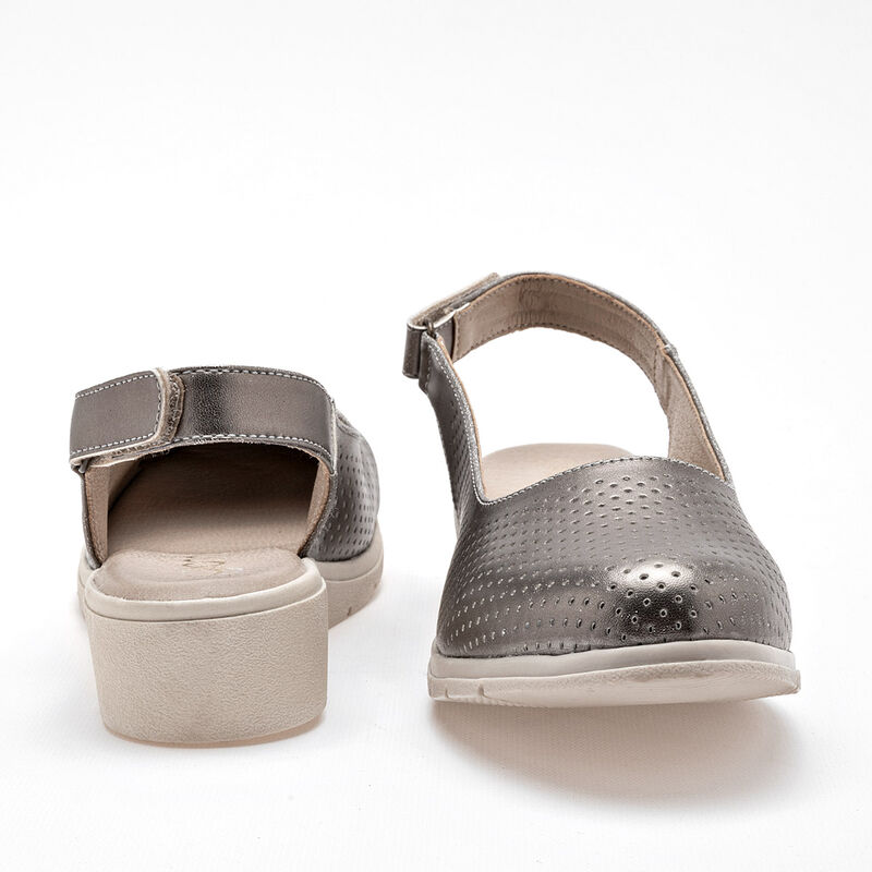 Gilardi Zapato de horma c&oacute;moda para mujer gris image number null