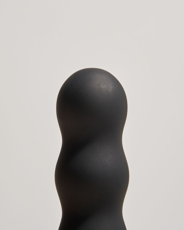 Bala Vibradora Amy+ Recargable Negro image number null