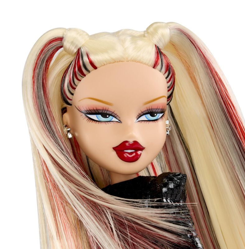 Mu&ntilde;eca De Moda Bratz Pop Starz Cloe Con Accesor... image number null