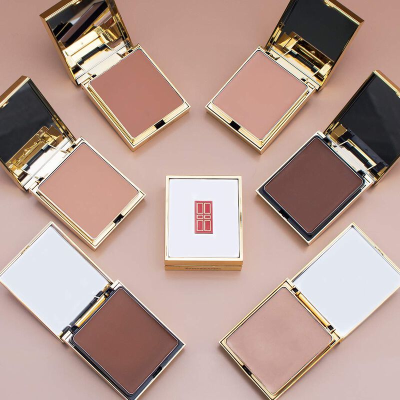 Maquillaje Elizabeth Arden, Acabado Impecable, ... image number null
