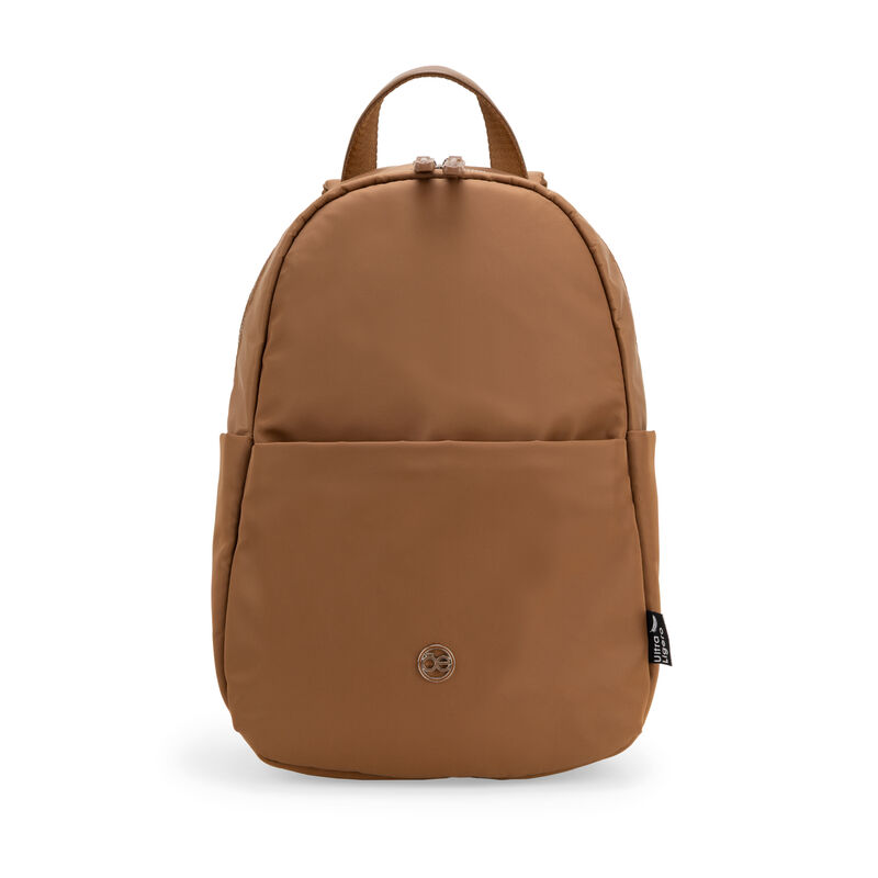 Mochila Grande Con Herraje De Monograma Color C... image number null