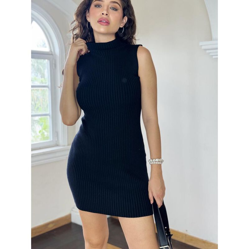 Vestido tejido cuello alto sin mangas image number null