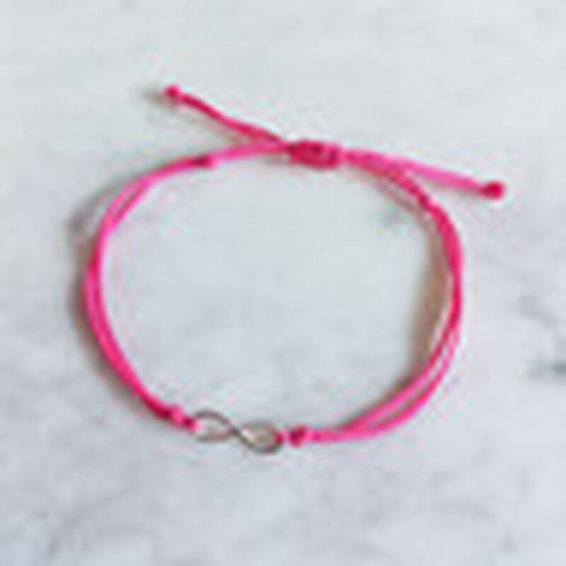 Pulsera infinito de plata con hilo rosa image number null