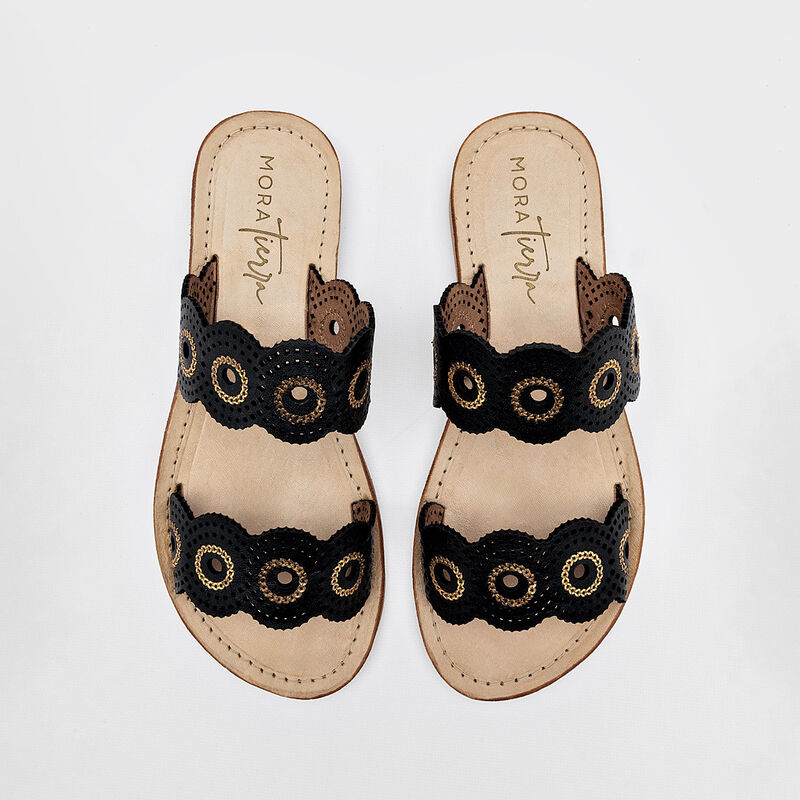 Mora Tierra Sandalia para mujer negro image number null