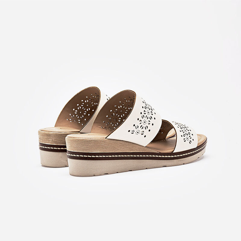 Been Class sandalia piso para mujer latte cod 1... image number null