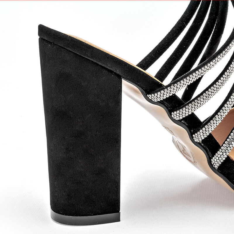 Mary Cecy zapatilla para mujer negro cod 140609... image number null