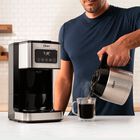 Cafetera programable de 8 tazas con pantalla t&aacute;ctil Oster&reg; BVSTDC4404
