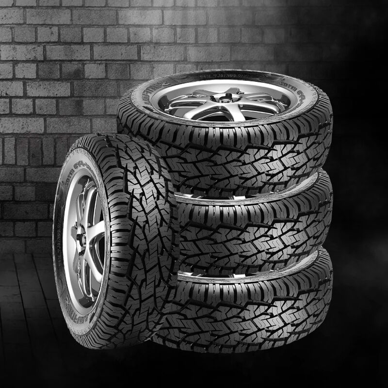 Llanta 235/70R16 106T Sunfull Mont-Pro AT782 image number null