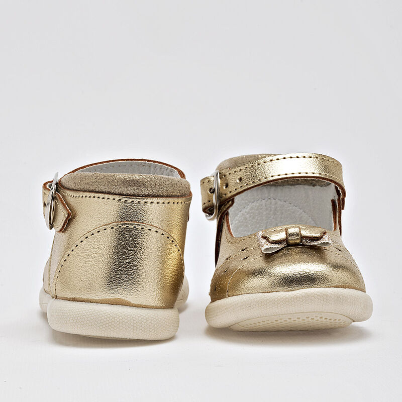 Chaparrin Zapatitos para beb&eacute; ni&ntilde;a. Dorado image number null