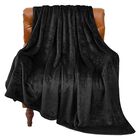 Manta Bedelite 127 cm X 178 cm Negra De Forro Polar Peluche