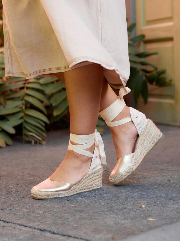 Alpargata Romero Cu&ntilde;a Media Ante Metal Oro image number null