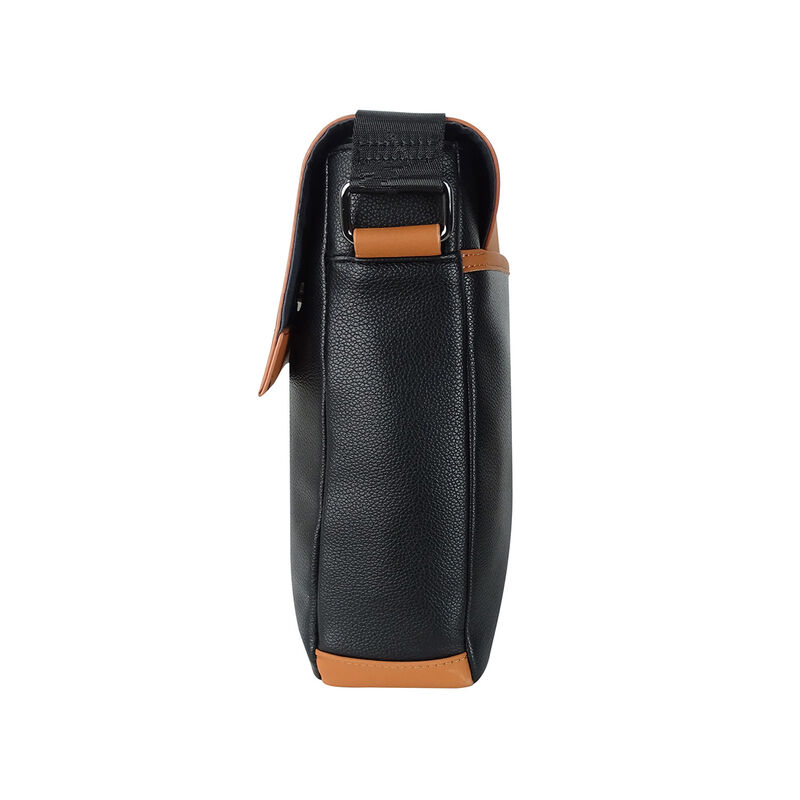 Bolsa Crossbody Para Caballero Con Broche Magn&eacute;... image number null