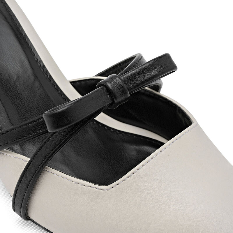 Lady Paulina Zapatilla Beige Para Mujer 147343c... image number null