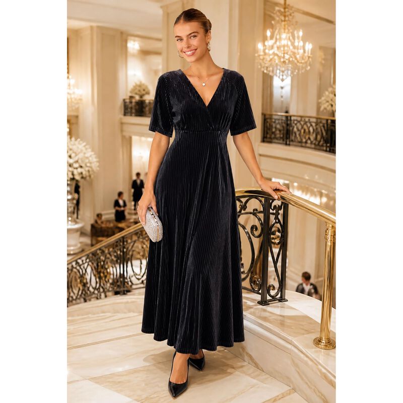 Vestido Maxi de Terciopelo Sissyaki Negro Talla... image number null