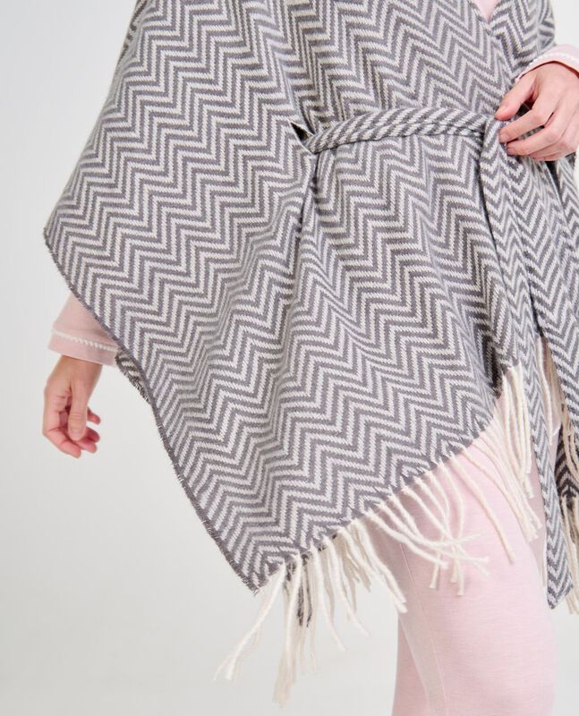 Poncho de Espiga Gris image number null