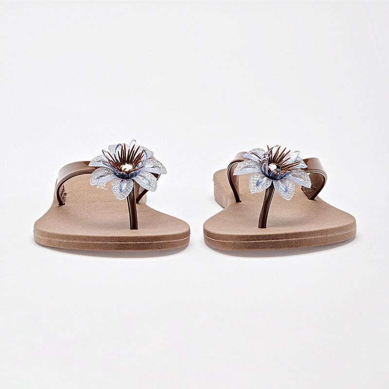 Sandarely sandalia piso para mujer caf&eacute; cod 140... image number null