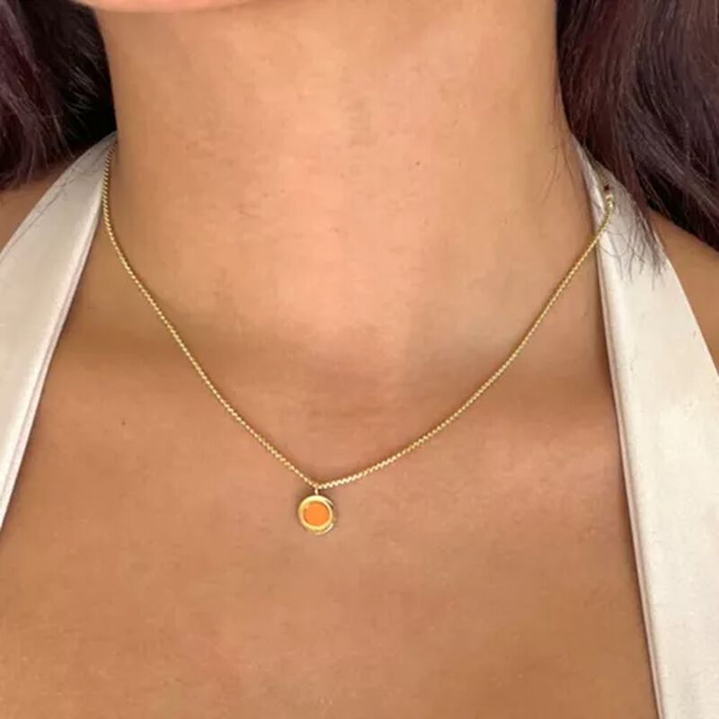 COLLAR OCEAN CADENA CHAPADA EN ORO Y CHARM NARA... image number null
