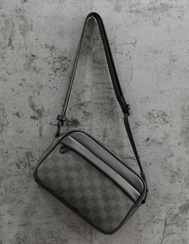 Bolsa Bandolera Elego De Cuero Para Hombre image number null