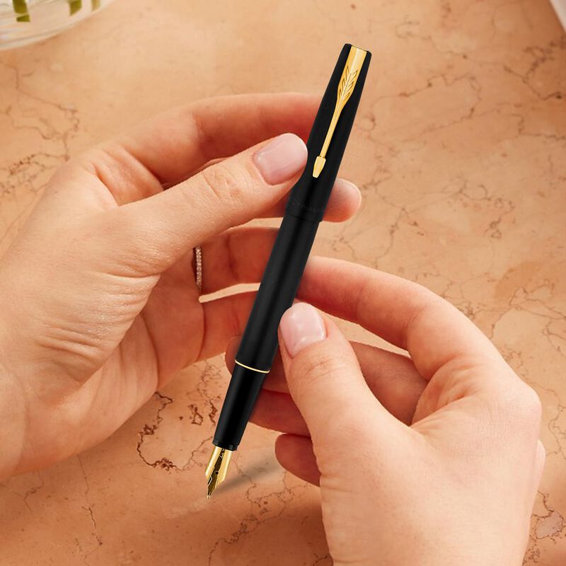 Pluma Estilogr&aacute;fica Parker Frontier Negro Mate ... image number null