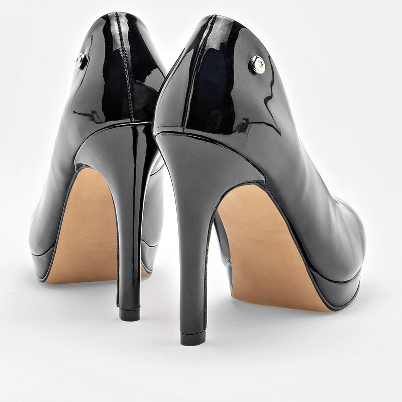 Moramora Zapatilla para mujer negro charol image number null