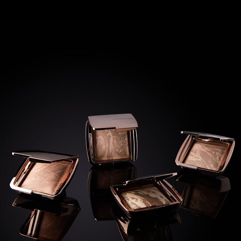 Iluminaci&oacute;n Ambiental Bronzer Hourglass Luz Lum... image number null