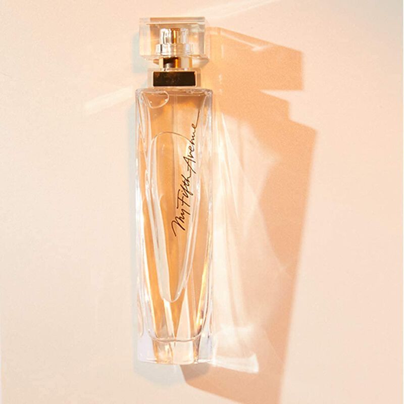 Perfume Elizabeth Arden Fifth Avenue Eau De Par... image number null