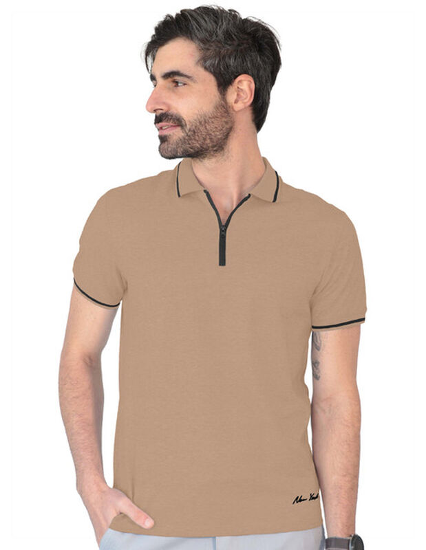 Playera Casual Cuello Con Cierre Hombre Camello... image number null