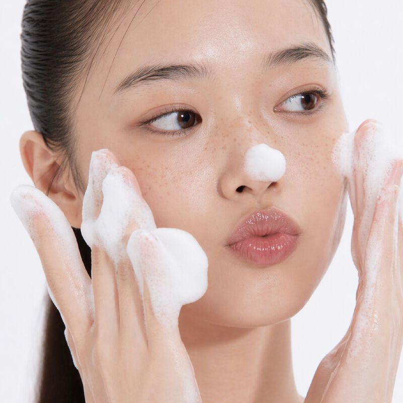 Tonymoly Espuma Limpiadora Aclarante De Arroz -... image number null