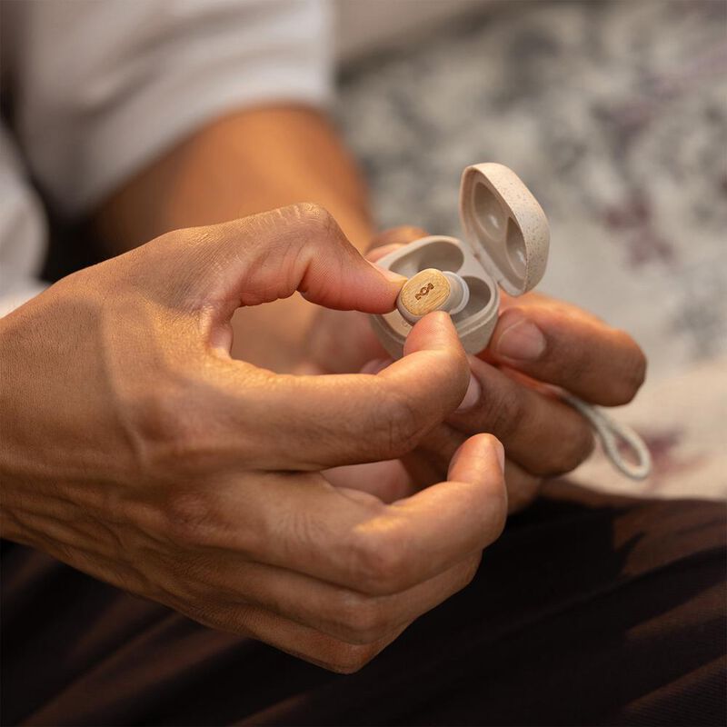 Aud&iacute;fonos Smile Jamaica TWS Cream The House of ... image number null