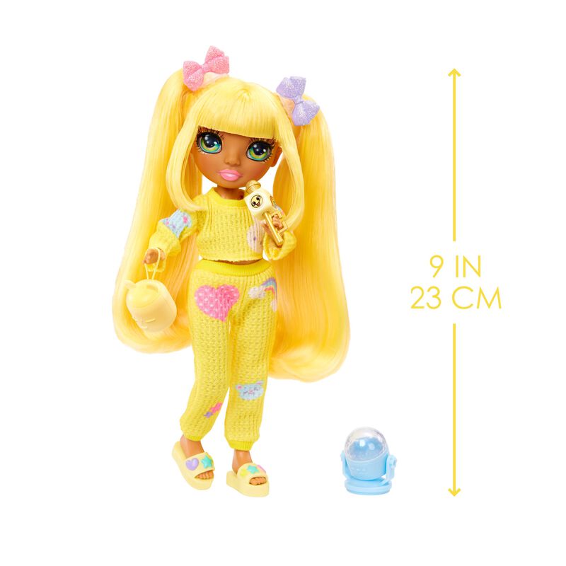 Mu&ntilde;eca De Moda Rainbow High Jr High Pj Party Su... image number null