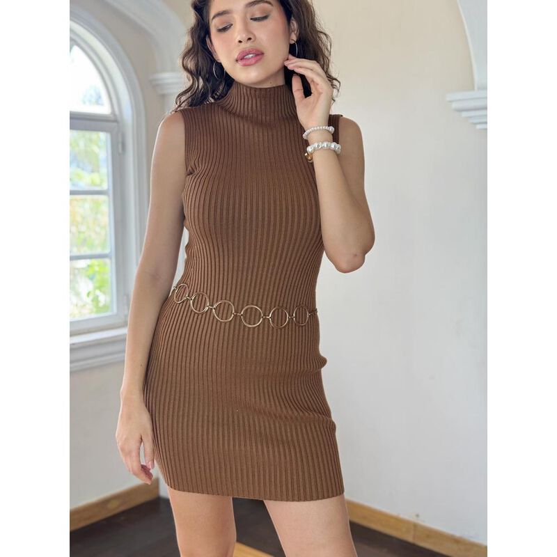 Vestido tejido cuello alto sin mangas image number null