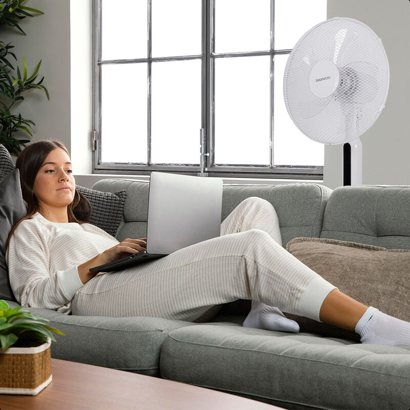 Ventilador DAEWOO 16 pulgadas control remoto y ... image number null