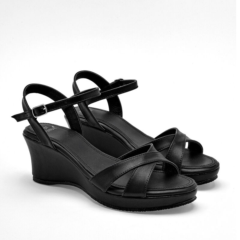 First Avenue Sandalia para mujer negro image number null