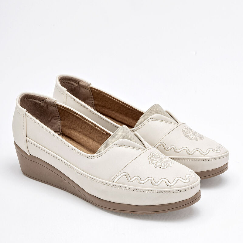 Rumores Zapato de horma c&oacute;moda para mujer latte image number null