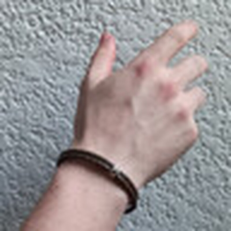 Pulsera de Piel Para Hombre con Rondel de Plata... image number null