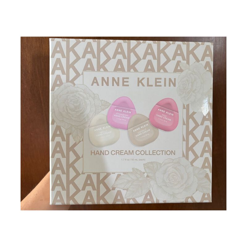Crema De Manos Anne Klein Collection Set 4 Pzas... image number null