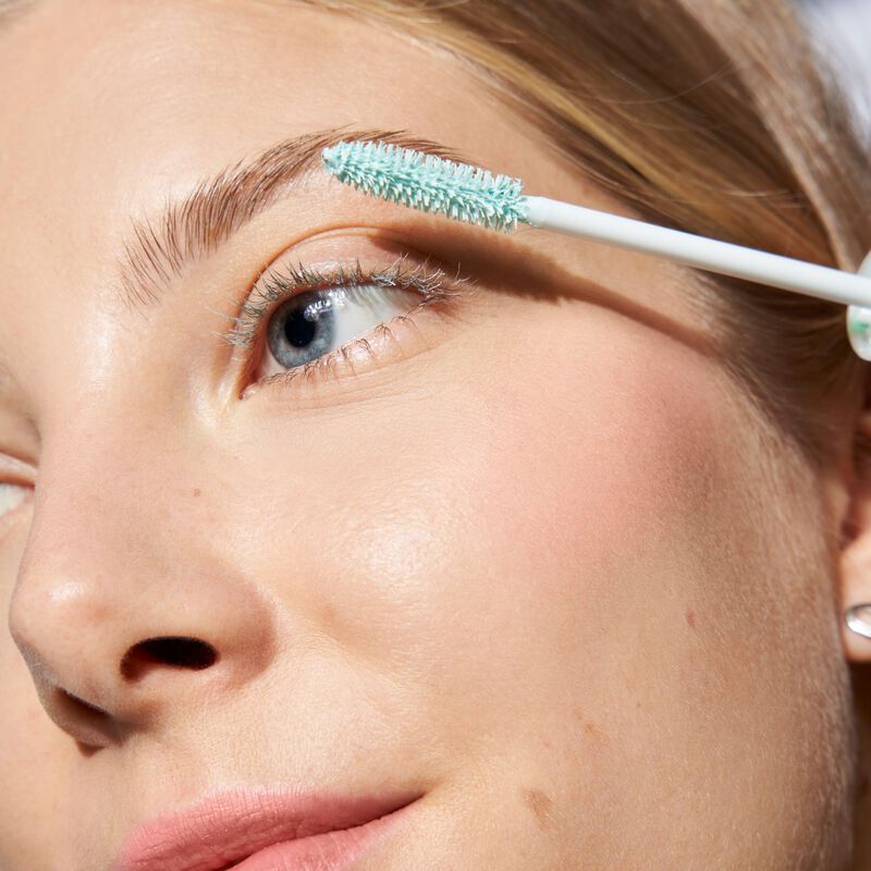 M&aacute;scara Primer Essence Lash Princess Extra Larg... image number null