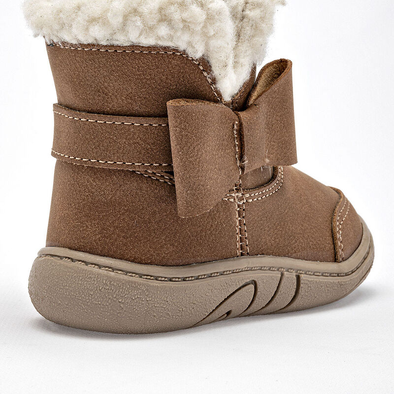 Ensue&ntilde;o Botitas para beb&eacute; ni&ntilde;a. Caf&eacute; image number null