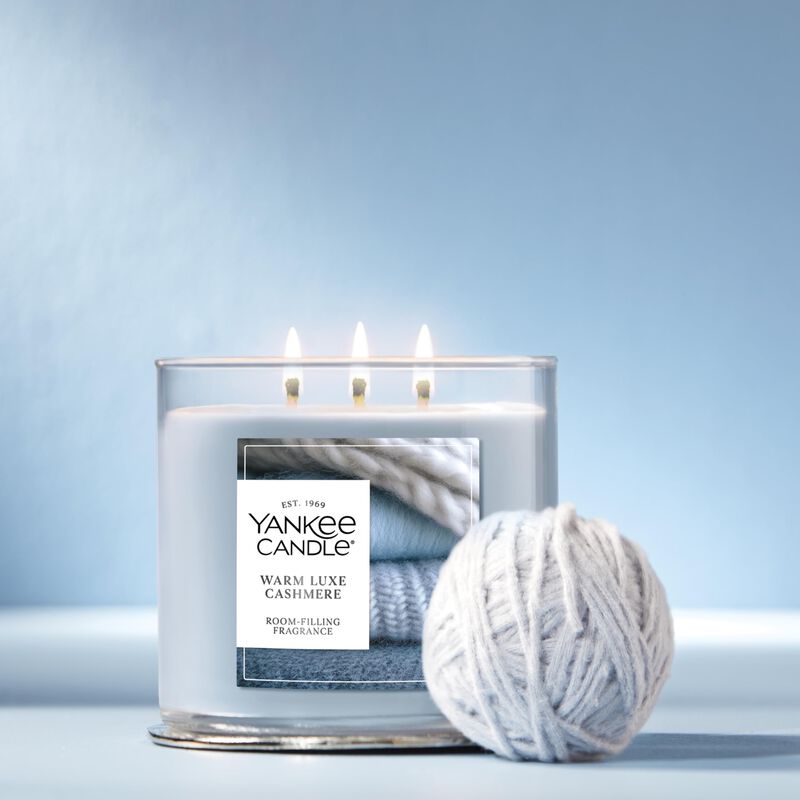 Candle Yankee Candle, Tarro De 3 Mechas, Cachem... image number null
