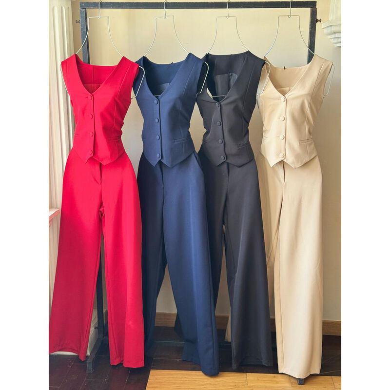 Conjunto de vestir escote V image number null