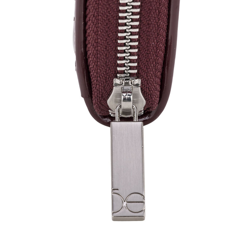Cartera Cierre Sencillo Mediana Look Glossy Col... image number null