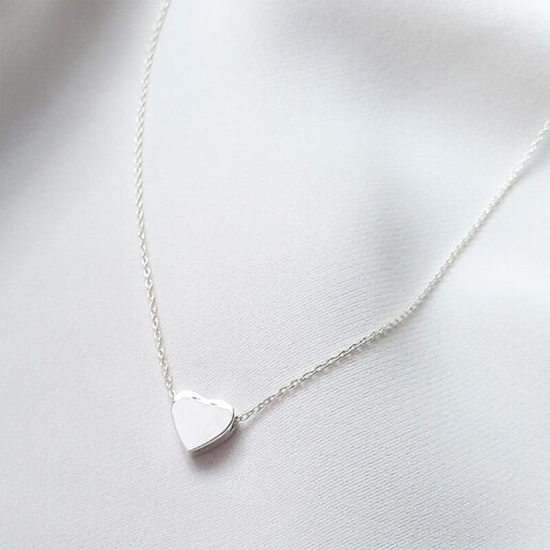 Set de Coraz&oacute;n de Plata con Collar y Broqueles image number null