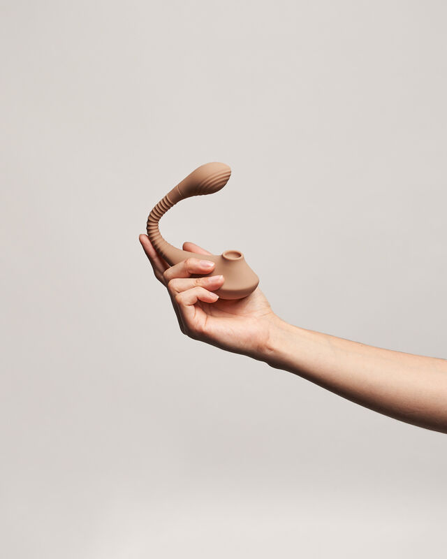 Dildo Vibrador y Succionador de Cl&iacute;toris Ona image number null