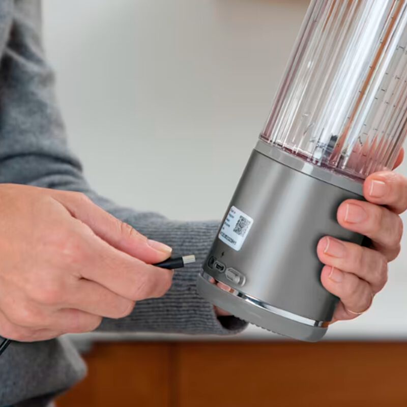 Licuadora Port&aacute;til Ninja Blast Dual CO155B image number null